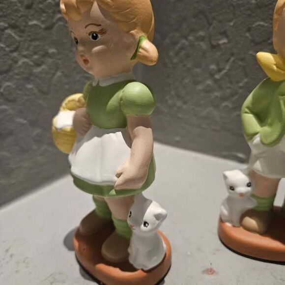 Ceramic Kitsch Boy and Girl Figurines with Kittens 5.5" - Picture 4 of 6